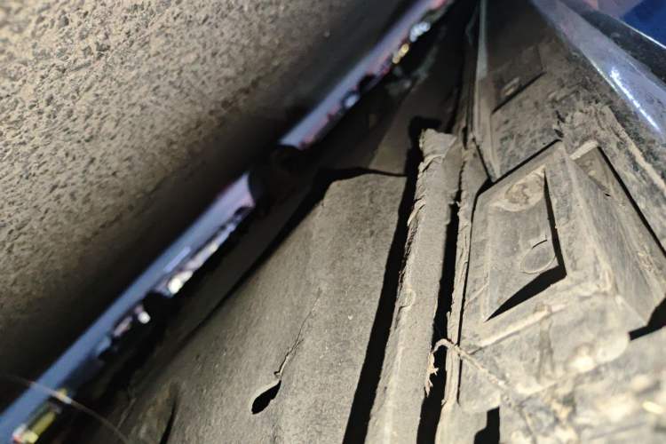Used Audi A6L 2012 30 FSI Comfort Model Chassis Front Right