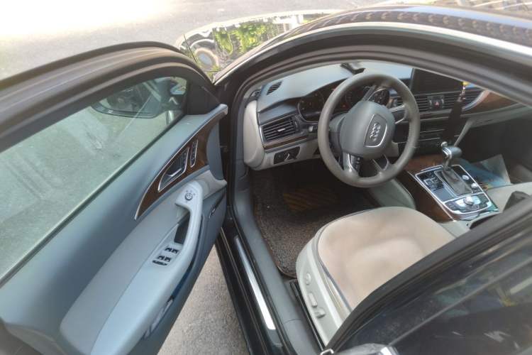 Used Audi A6L 2012 30 FSI Luxury Model Driver Seat
