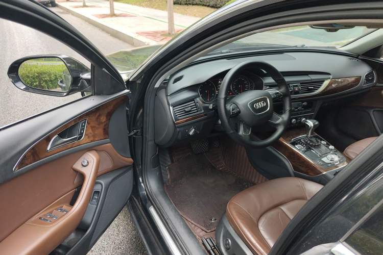 Used Audi A6L 2012 30 FSI Technology Edition Driver Seat