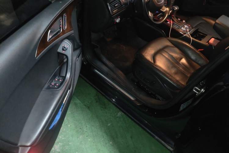 Used Audi A6L 2012 35 FSI Luxury Model Driver Seat