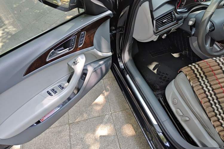 Used Audi A6L 2012 30 FSI Luxury Model Driver Seat