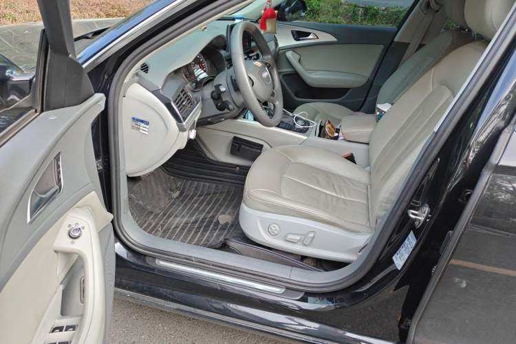 Used Audi A6L 2012 30 FSI Technology Edition Driver Seat