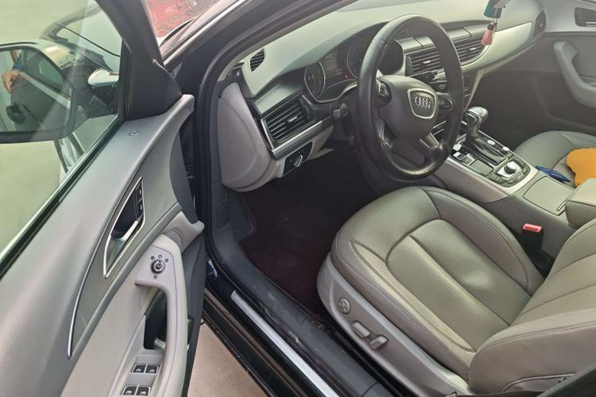 Used Audi A6L 2012 TFSI Comfort Model Driver Seat