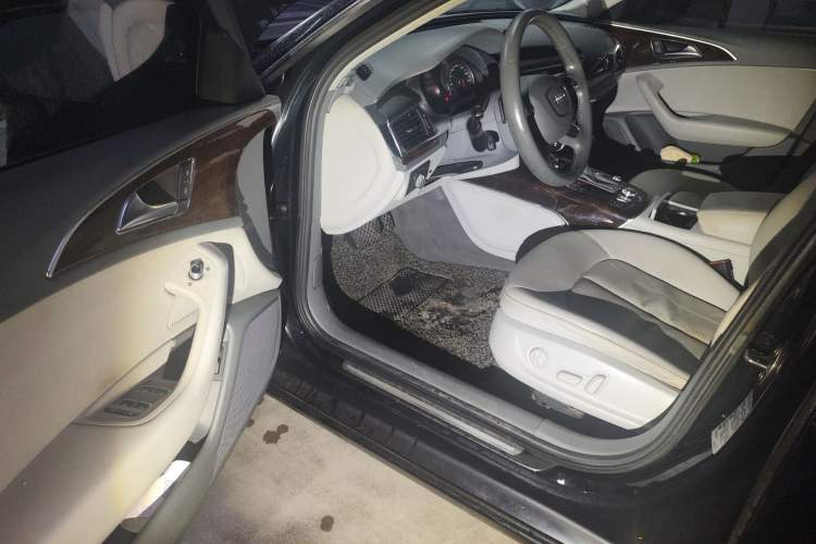 Used Audi A6L 2012 30 FSI Comfort Model Driver Seat