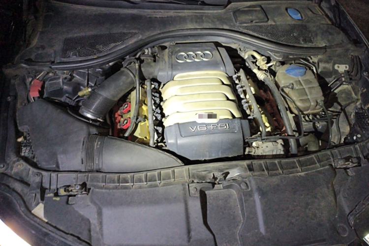 Used Audi A6L 2012 35 FSI Comfort Model Engine Bay