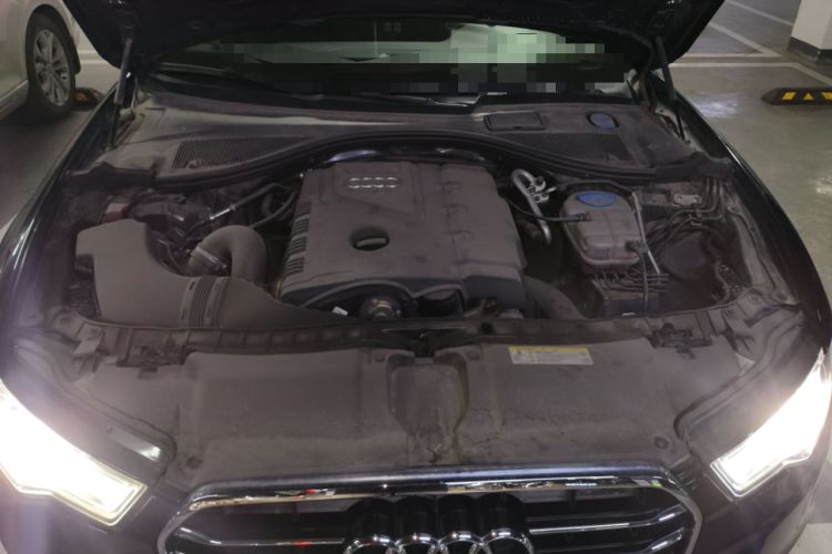 Used Audi A6L 2012 TFSI Standard Model Engine Bay