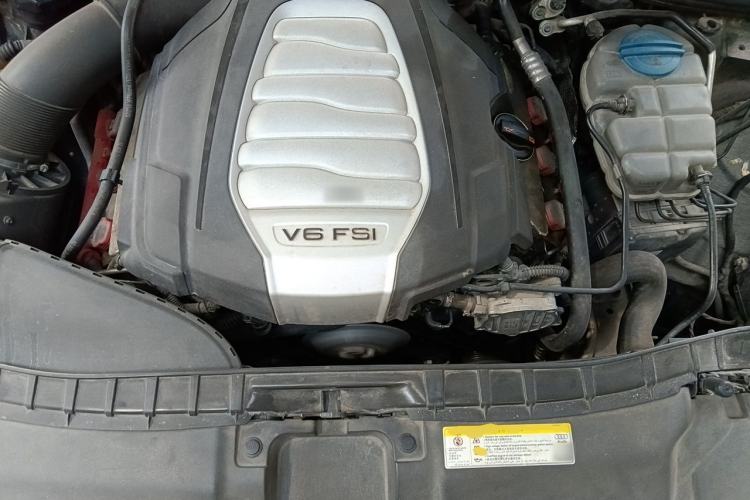 Used Audi A6L 2012 30 FSI Luxury Model Engine Bay