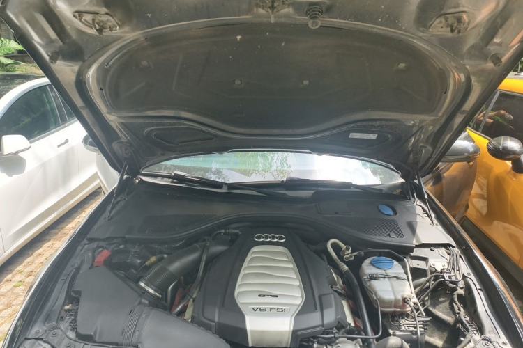 Used Audi A6L 2012 30 FSI Comfort Model Engine Bay