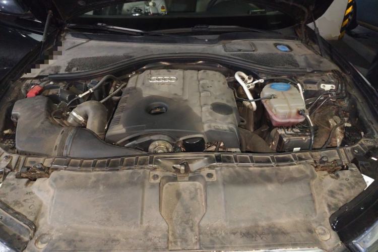 Used Audi A6L 2012 TFSI Standard Model Engine Bay