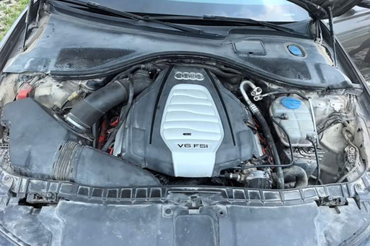 Used Audi A6L 2012 30 FSI Comfort Model Engine Bay
