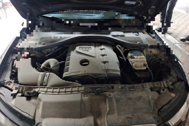 Used Audi A6L 2012 TFSI Standard Model Engine Bay