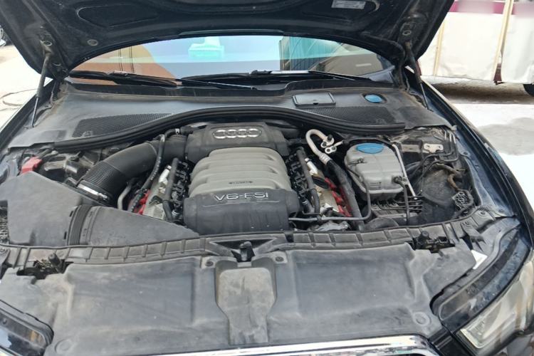 Used Audi A6L 2012 35 FSI Comfort Model Engine Bay