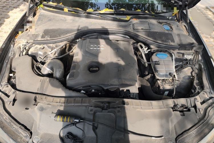 Used Audi A6L 2012 TFSI Standard Model Engine Bay