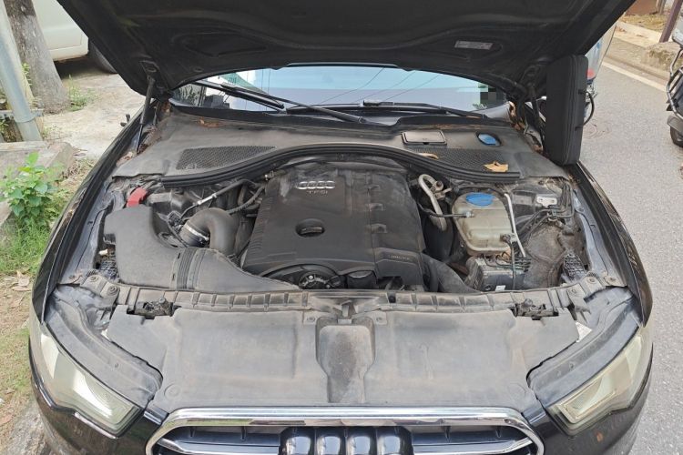 Used Audi A6L 2012 TFSI Standard Model Engine Bay