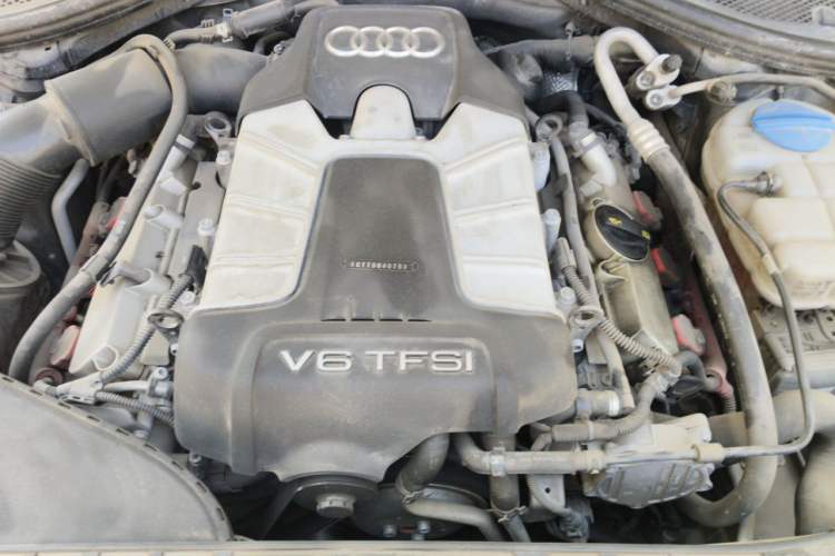 Used Audi A6L 2012 50 TFSI quattro Luxury Model Engine Bay