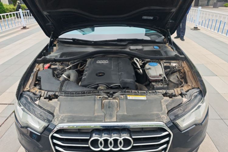 Used Audi A6L 2012 TFSI Standard Model Engine Bay