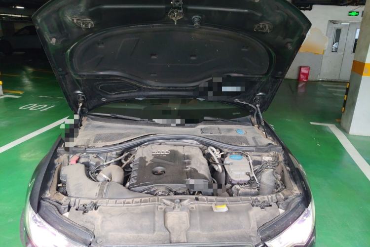Used Audi A6L 2012 TFSI Standard Model Engine Bay