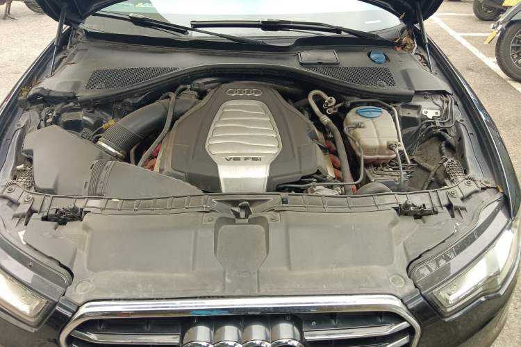 Used Audi A6L 2012 30 FSI Comfort Model Engine Bay