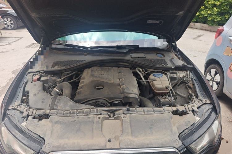 Used Audi A6L 2012 TFSI Standard Model Engine Bay