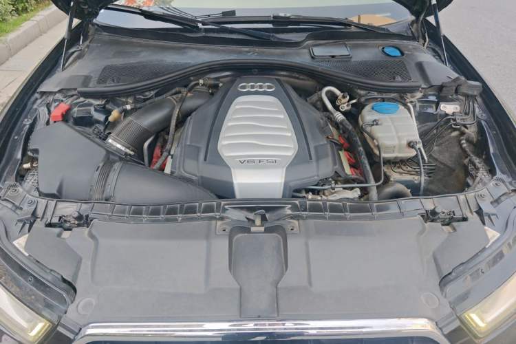 Used Audi A6L 2012 30 FSI Comfort Model Engine Bay