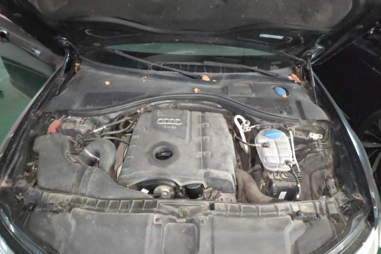 Used Audi A6L 2012 TFSI Comfort Model Engine Bay