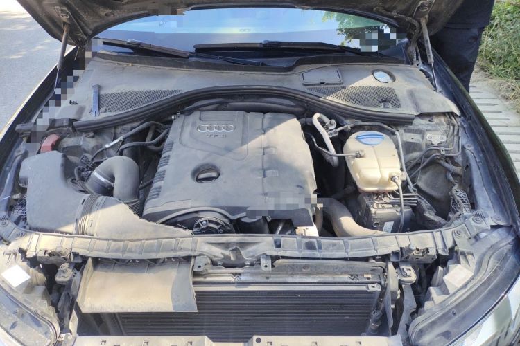 Used Audi A6L 2012 TFSI Standard Model Engine Bay