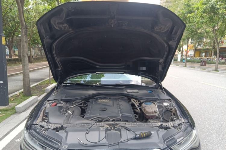 Used Audi A6L 2012 TFSI Standard Model Engine Bay