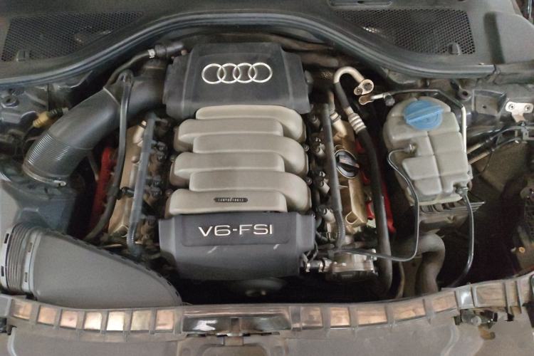 Used Audi A6L 2012 30 FSI Luxury Model Engine Bay
