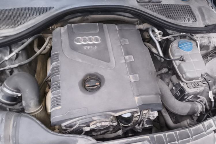Used Audi A6L 2012 TFSI Standard Model Engine Bay