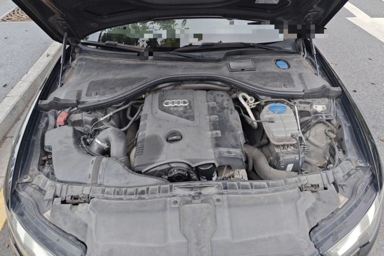 Used Audi A6L 2012 TFSI Standard Model Engine Bay