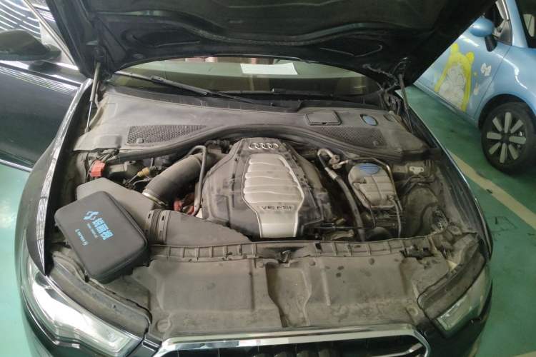 Used Audi A6L 2012 30 FSI Technology Edition Engine Bay