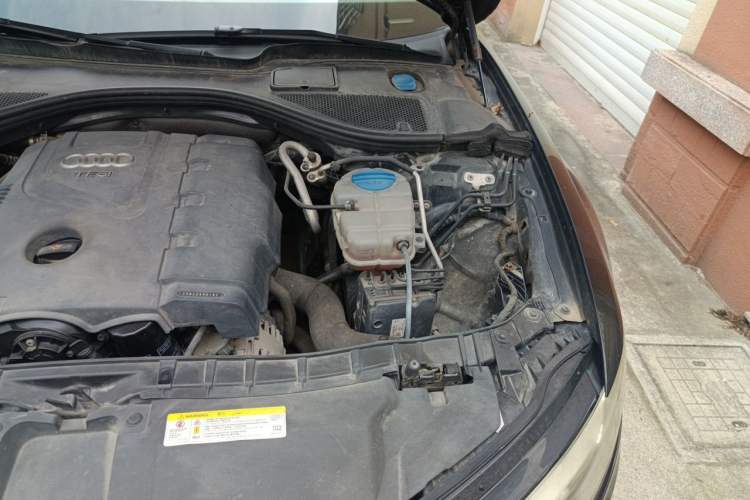Used Audi A6L 2012 TFSI Standard Model Engine Bay Left