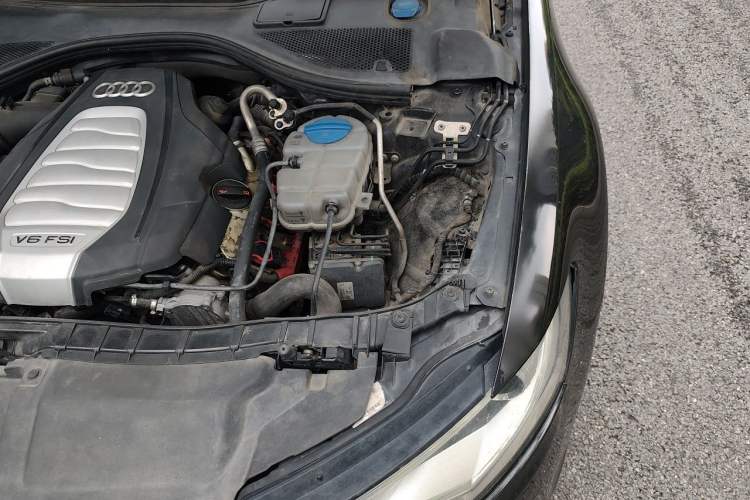 Used Audi A6L 2012 30 FSI Technology Edition Engine Bay Left