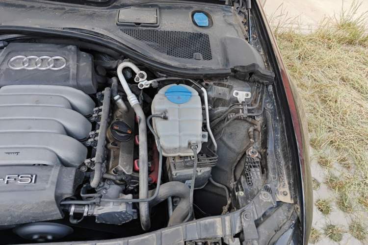 Used Audi A6L 2012 35 FSI Comfort Model Engine Bay Left