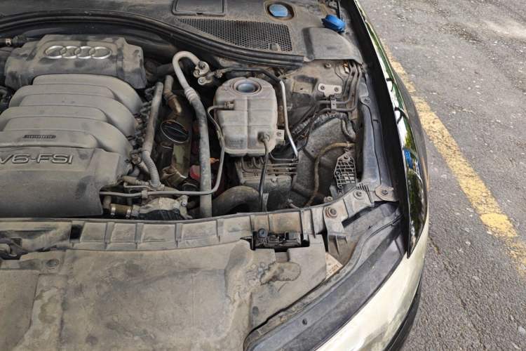 Used Audi A6L 2012 35 FSI Comfort Model Engine Bay Left