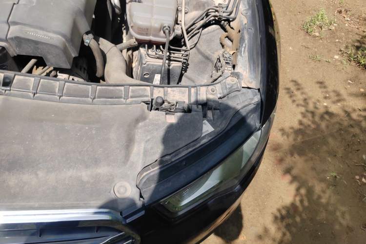 Used Audi A6L 2012 TFSI Comfort Model Engine Bay Left