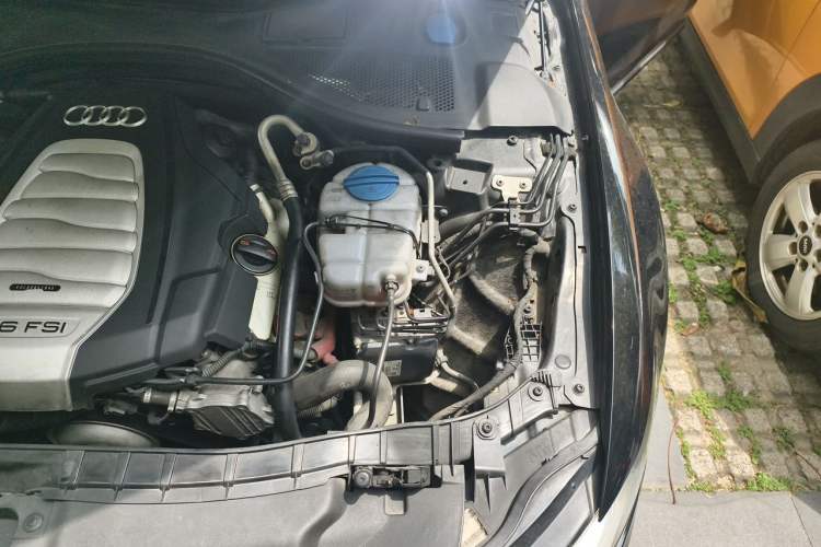 Used Audi A6L 2012 30 FSI Comfort Model Engine Bay Left