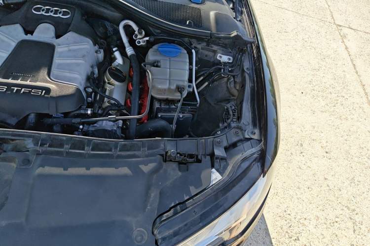 Used Audi A6L 2012 50 TFSI quattro Luxury Model Engine Bay Left