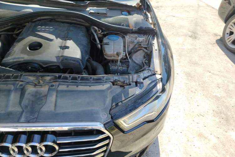 Used Audi A6L 2012 TFSI Standard Model Engine Bay Left