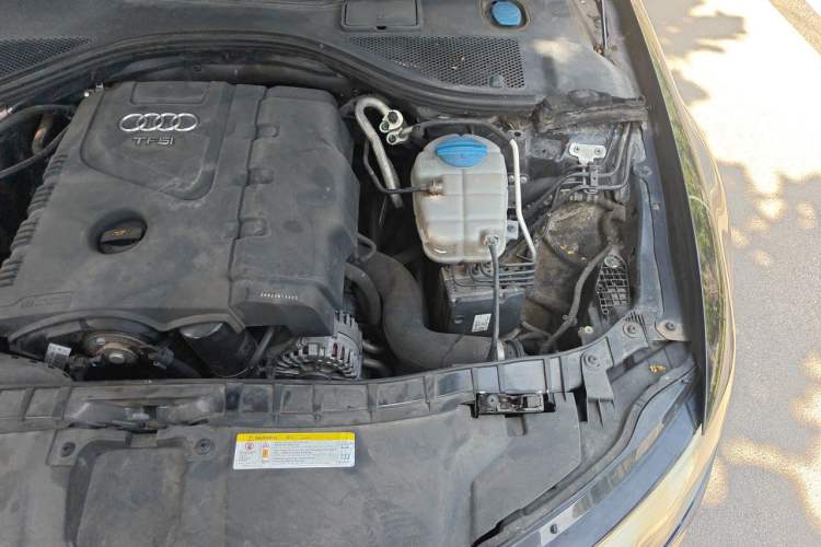 Used Audi A6L 2012 TFSI Standard Model Engine Bay Left