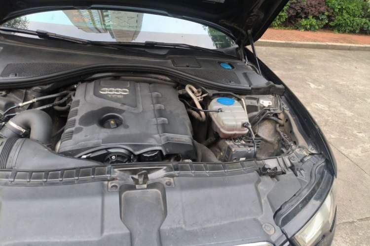 Used Audi A6L 2012 TFSI Standard Model Engine Bay Left