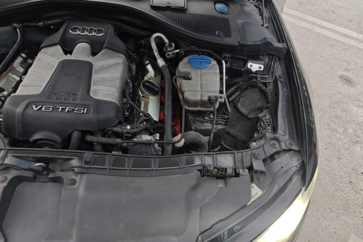 Used Audi A6L 2012 50 TFSI quattro Luxury Model Engine Bay Left
