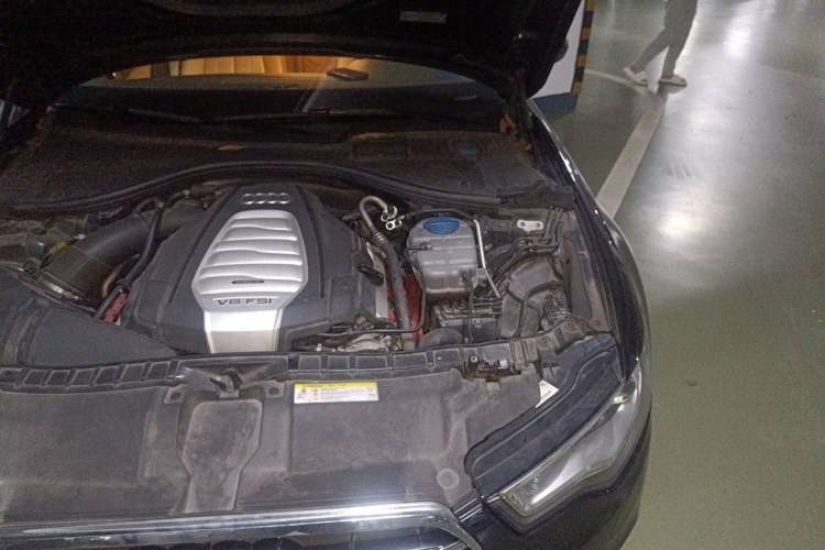 Used Audi A6L 2012 30 FSI Comfort Model Engine Bay Left