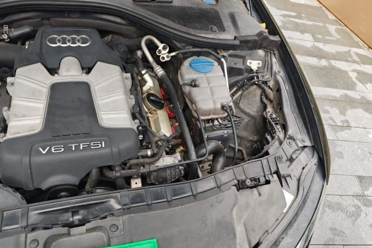 Used Audi A6L 2012 50 TFSI quattro Luxury Model Engine Bay Left