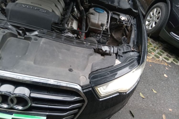 Used Audi A6L 2012 35 FSI Comfort Model Engine Bay Left