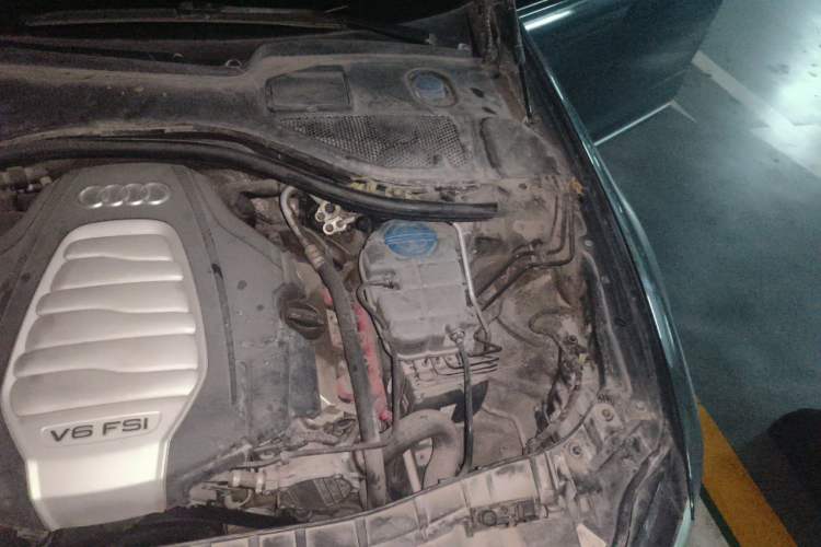 Used Audi A6L 2012 30 FSI Technology Edition Engine Bay Left