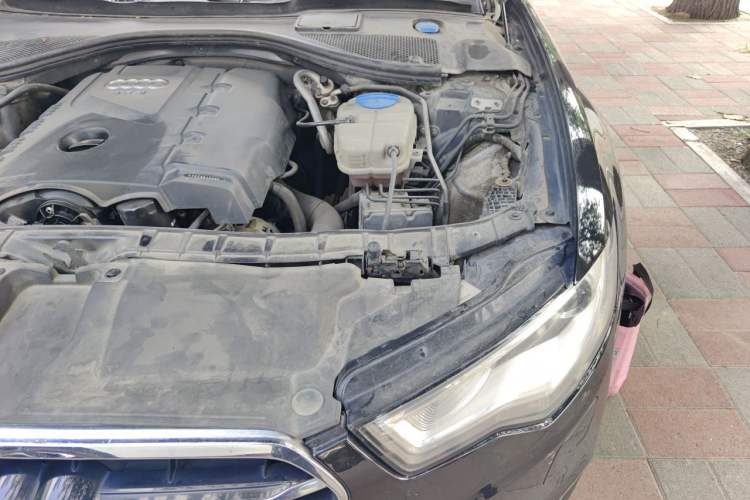 Used Audi A6L 2012 TFSI Standard Model Engine Bay Left