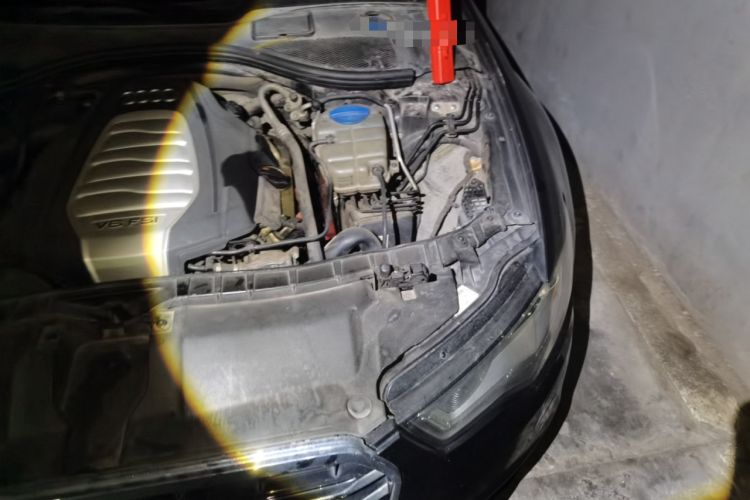 Used Audi A6L 2012 30 FSI Technology Edition Engine Bay Left