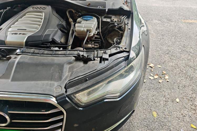 Used Audi A6L 2012 30 FSI Comfort Model Engine Bay Left