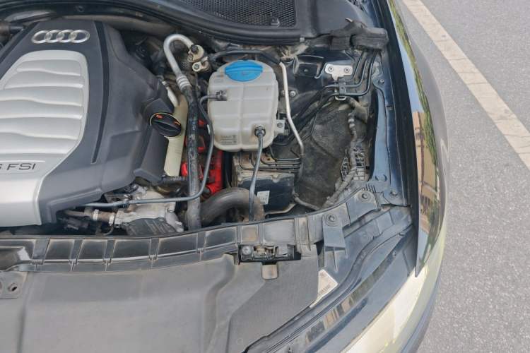 Used Audi A6L 2012 30 FSI Comfort Model Engine Bay Left